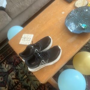 Women’s NEW BALANCE SHOES